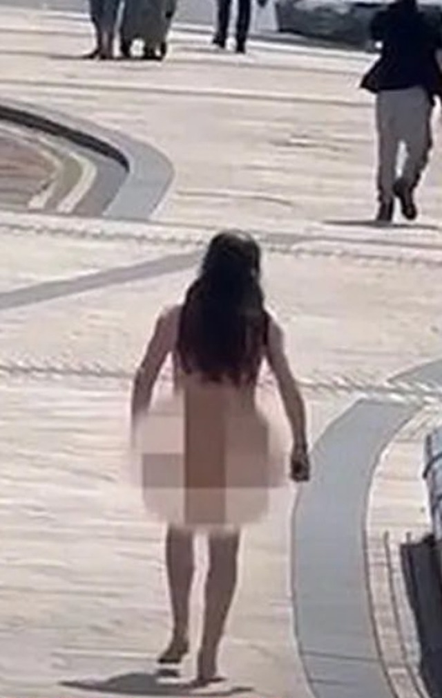 Tin sốc: Nữ hoàng phim teen lộ video trong bồn tắm, mang thai với “ông trùm” khi mới 13 tuổi?- Ảnh 7. Tin sốc: Nữ hoàng phim teen lộ video trong bồn tắm, mang thai với “ông trùm” khi mới 13 tuổi?- Ảnh 7.