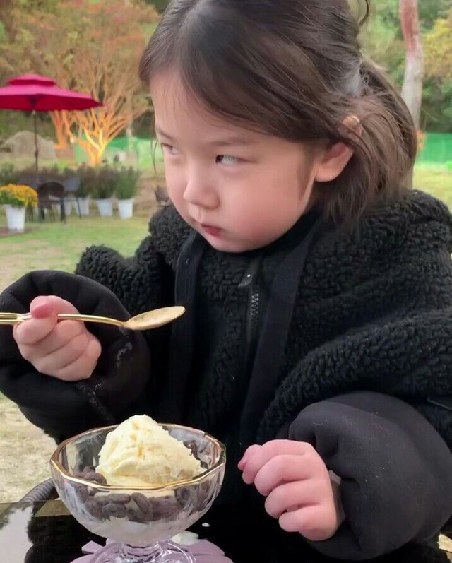 Con "trái tính trái nết" - Ai động vào cũng khóc, không vừa ý là cáu gắt: Mẹ nên làm gì?- Ảnh 5.