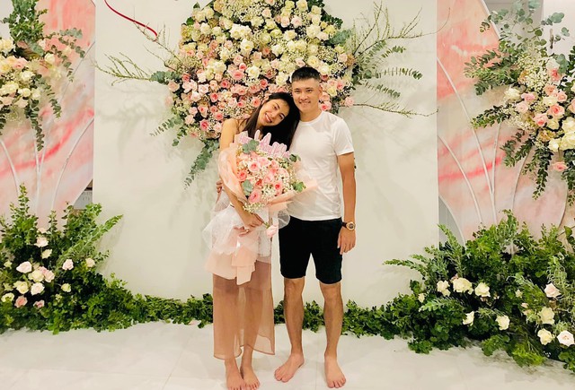 Vì sao Công Vinh ra nông nỗi này?- Ảnh 9. Vì sao Công Vinh ra nông nỗi này?- Ảnh 9.