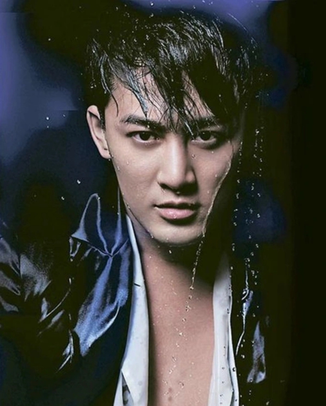 Thiếu gia showbiz lộ ảnh giường chiếu đang làm gì mà khó coi vậy?- Ảnh 5.