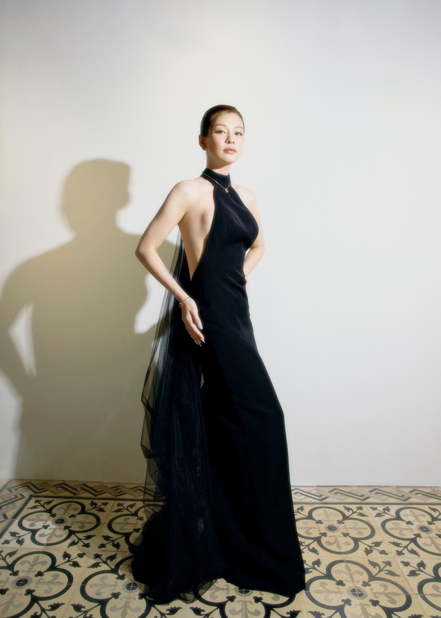 “Thích cái cách nữ ca sĩ đẹp chấp 10 Hoa hậu quay lưng với khán giả”- Ảnh 7.