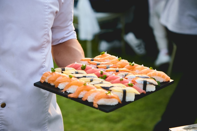 4 bí kíp giúp tiệc cưới bên bờ biển của các cặp đôi hoàn hảo từ A - Z- Ảnh 4.