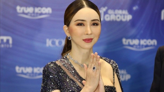 Lật tẩy cuộc đào tẩu cùng 4.900 tỷ của nữ tỷ phú Hoa hậu Hoàn vũ, "trùm cuối" đứng sau lộ diện- Ảnh 1. Lật tẩy cuộc đào tẩu cùng 4.900 tỷ của nữ tỷ phú Hoa hậu Hoàn vũ, "trùm cuối" đứng sau lộ diện- Ảnh 1.