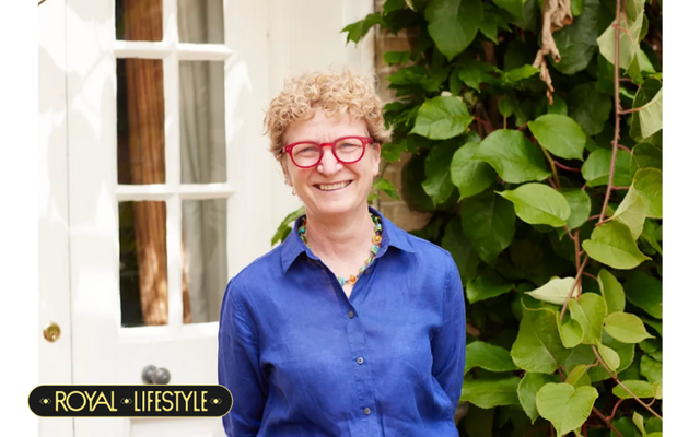 Khoảnh khắc dễ thương của Công chúa Charlotte khiến "nhà may hoàng gia" tự hào muốn rơi nước mắt- Ảnh 3. Khoảnh khắc dễ thương của Công chúa Charlotte khiến "nhà may hoàng gia" tự hào muốn rơi nước mắt- Ảnh 3.