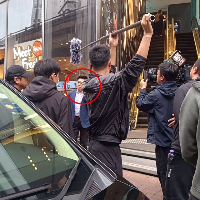 Quả báo dành cho nam diễn viên lợi dụng hỏa hoạn Hong Kong (Trung Quốc) để quảng cáo- Ảnh 3.