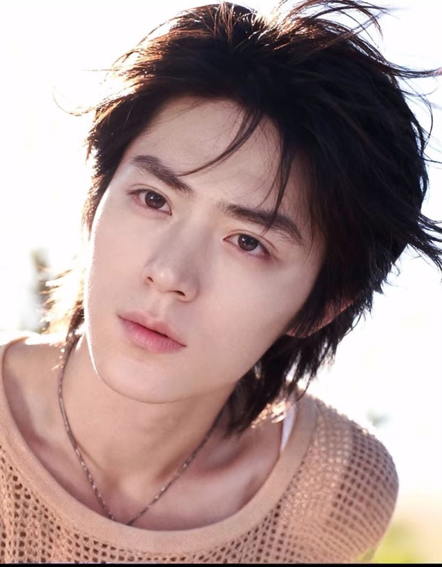 Ảnh thời trẻ của mỹ nam “mặt lạnh cơ địa”, U50 vẫn tiết kiệm nụ cười nhưng visual được ví như "siêu xe"- Ảnh 5. Ảnh thời trẻ của mỹ nam “mặt lạnh cơ địa”, U50 vẫn tiết kiệm nụ cười nhưng visual được ví như "siêu xe"- Ảnh 5.