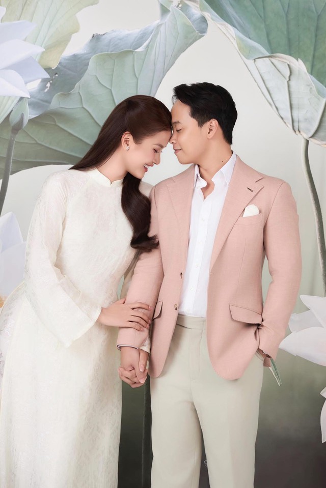 Á hậu Việt bí mật tổ chức lễ ăn hỏi, chồng doanh nhân lần đầu lộ rõ mặt - Ảnh 3.