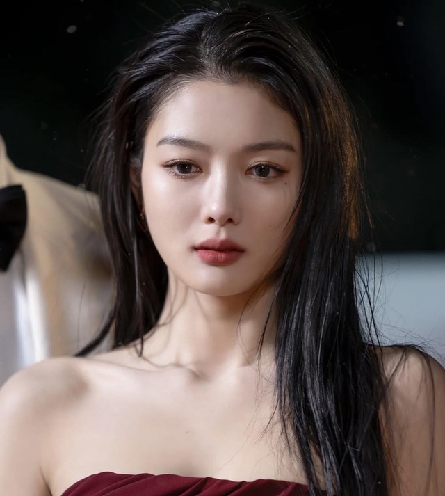 Kim Yoo Jung bị mất trí nhớ tạm thời- Ảnh 1. Kim Yoo Jung bị mất trí nhớ tạm thời- Ảnh 1.