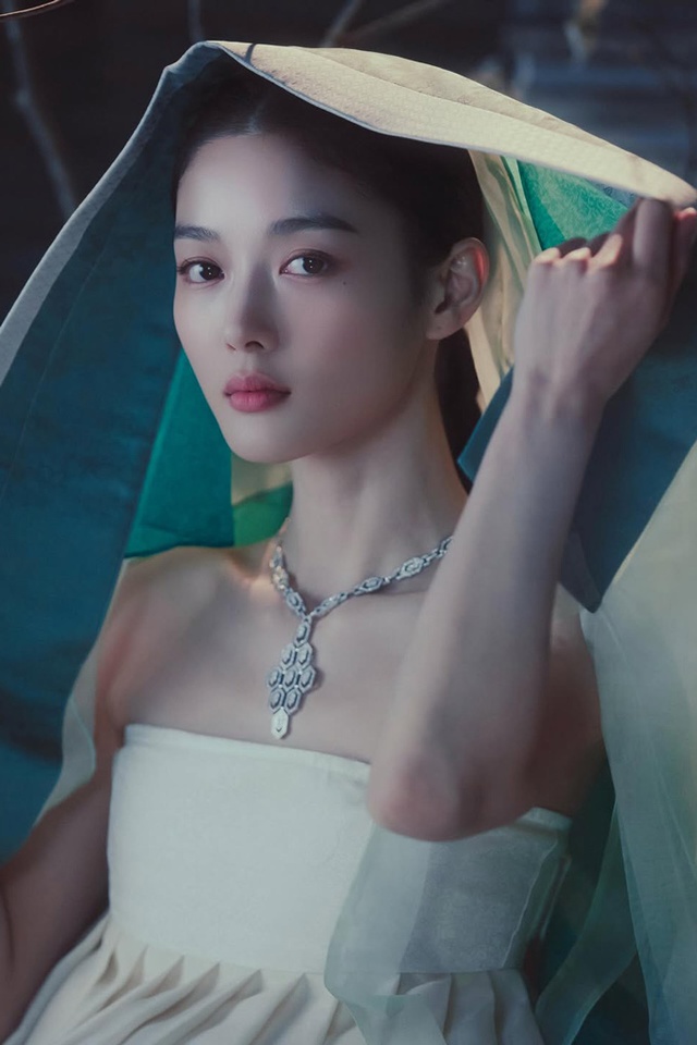 Kim Yoo Jung bị mất trí nhớ tạm thời- Ảnh 4. Kim Yoo Jung bị mất trí nhớ tạm thời- Ảnh 4.