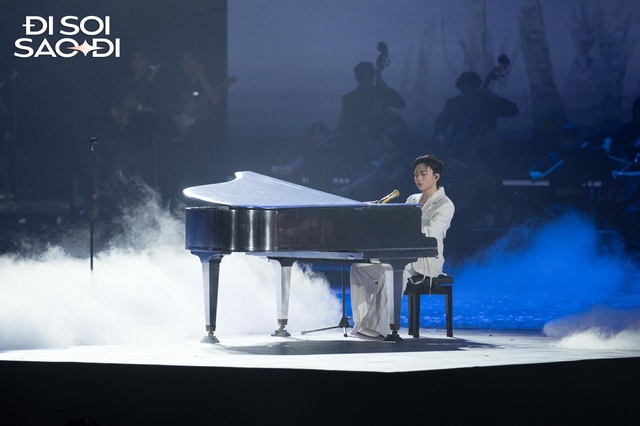 Fan SOOBIN hát karaoke bất ổn quá, Chủ tịch Miss Universe Việt Nam cũng là "nạn nhân", may mà có 1 Anh Trai ứng cứu!- Ảnh 3. Fan SOOBIN hát karaoke bất ổn quá, Chủ tịch Miss Universe Việt Nam cũng là "nạn nhân", may mà có 1 Anh Trai ứng cứu!- Ảnh 3.