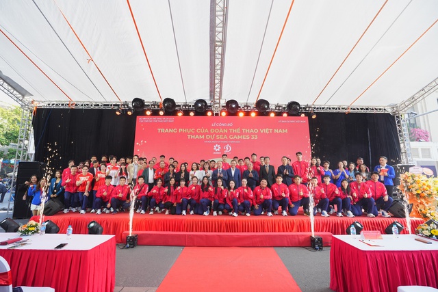 Hotgirl cầu lông Thuỳ Linh diện trang phục mới SEA Games 33, sẵn sàng hướng đến thành tích tốt nhất- Ảnh 1.