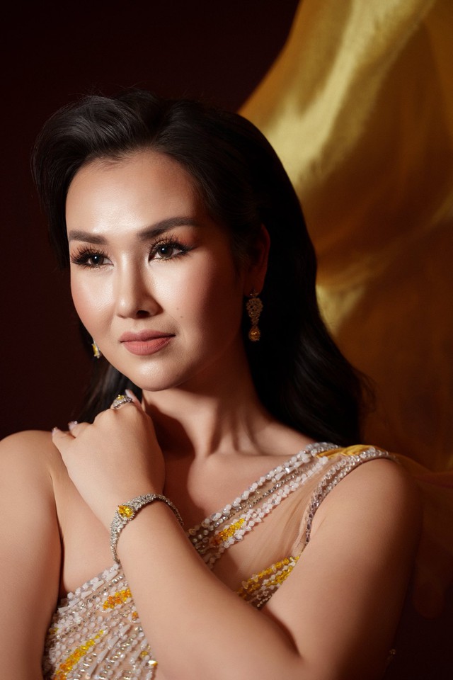 Giọng ca Nhạc viện đắt show nhất hiện tại hát chênh phô lạc giọng mà không ai chê- Ảnh 4.