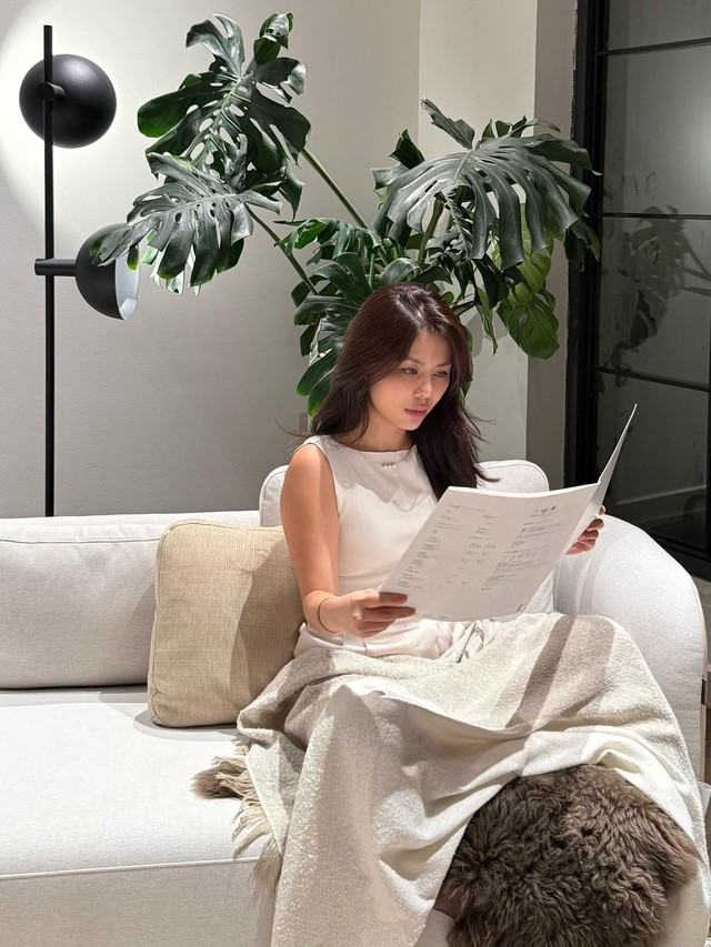 Nhà thiết kế, TikToker đi tìm mẹ sau 31 năm bị bỏ rơi đang dậy sóng là ai?- Ảnh 1. Nhà thiết kế, TikToker đi tìm mẹ sau 31 năm bị bỏ rơi đang dậy sóng là ai?- Ảnh 1.