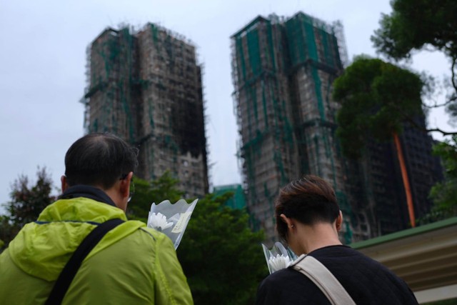 Những hình ảnh không thể nói nên lời 4 ngày sau hoả hoạn lịch sử tại Hong Kong (Trung Quốc)- Ảnh 4.