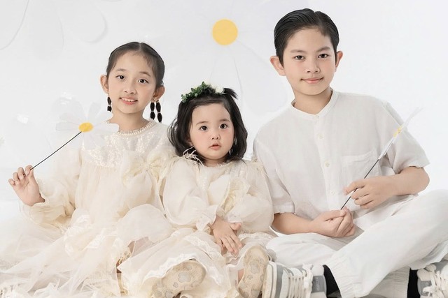 3 thiên thần nhỏ nhà Khánh Thi Phan Hiển đẹp như tranh- Ảnh 5.