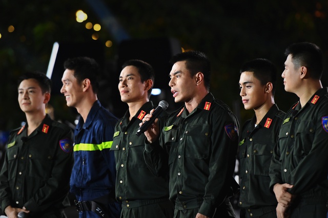 Song Luân, Lê Dương Bảo Lâm khóc nghẹn: Chuyện gì đây?- Ảnh 8.