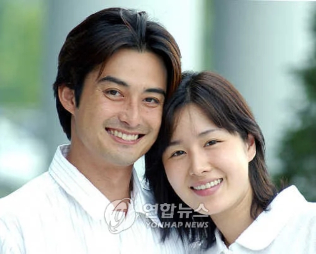 Jiyeon làm đủ nghề mưu sinh hậu ly hôn, phải trả nợ tiền tỷ cho tình cũ- Ảnh 4. Jiyeon làm đủ nghề mưu sinh hậu ly hôn, phải trả nợ tiền tỷ cho tình cũ- Ảnh 4.