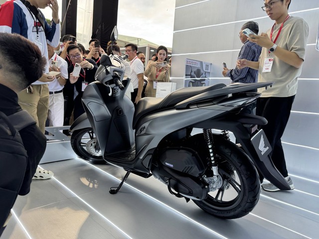 Cận cảnh Honda SH 2026 vừa ra mắt- Ảnh 6.