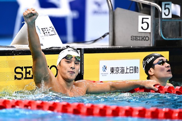 Nam thần bơi lội bị "tóm dính" vào khách sạn cùng người phụ nữ không phải vợ mình và cái kết ê chề- Ảnh 3. Nam thần bơi lội bị "tóm dính" vào khách sạn cùng người phụ nữ không phải vợ mình và cái kết ê chề- Ảnh 3.