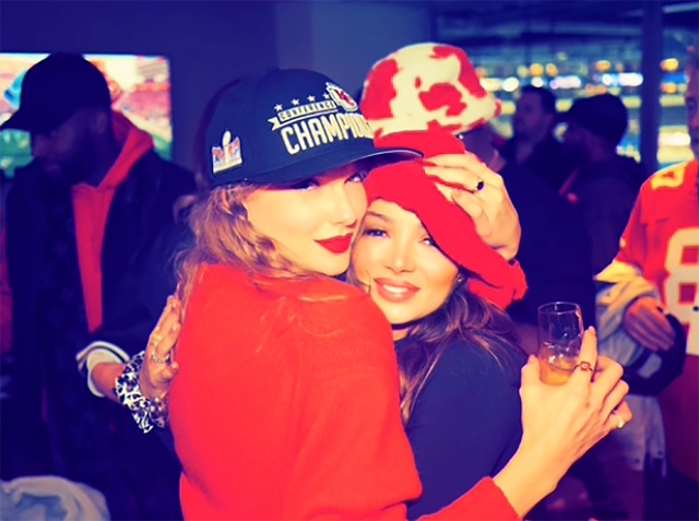 Taylor Swift từ mặt, không mời 2 người bạn thân tới hôn lễ thế kỷ?- Ảnh 3. Taylor Swift từ mặt, không mời 2 người bạn thân tới hôn lễ thế kỷ?- Ảnh 3.