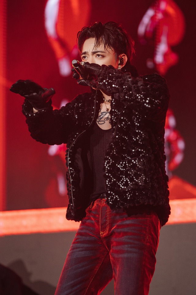 Lần đầu diễn WATERBOMB, dàn sao Việt sẽ làm gì để đọ spotlight với loạt idol Kpop?- Ảnh 5. Lần đầu diễn WATERBOMB, dàn sao Việt sẽ làm gì để đọ spotlight với loạt idol Kpop?- Ảnh 5.