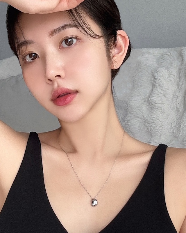 Bác sĩ bật mí 6 cách dưỡng trắng da đơn giản, ai cũng có thể làm được- Ảnh 1. Bác sĩ bật mí 6 cách dưỡng trắng da đơn giản, ai cũng có thể làm được- Ảnh 1.