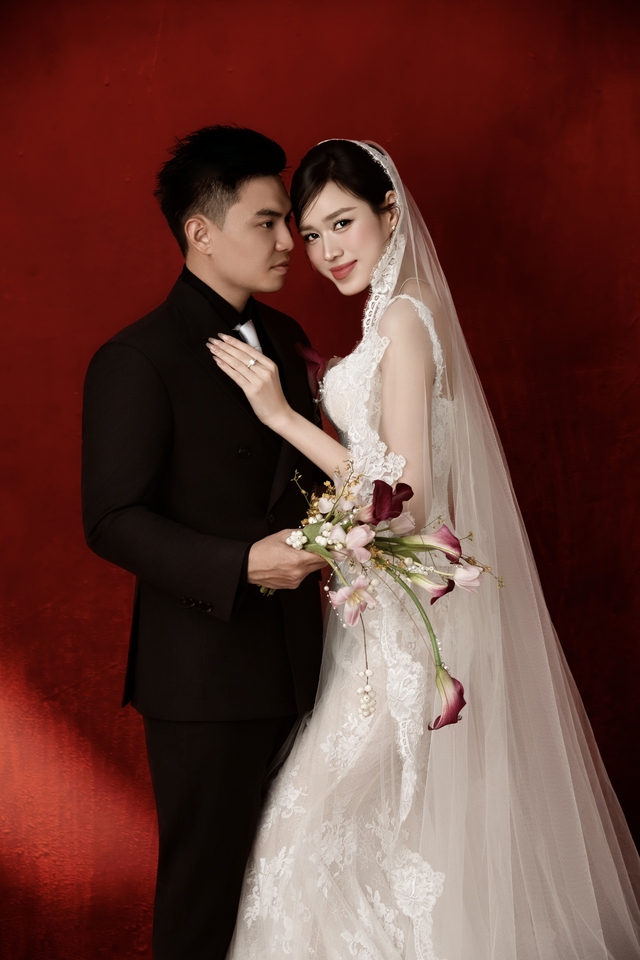 1 ngày trước đám cưới Đỗ Hà và thiếu gia: Lộ full 4 bộ ảnh cưới "100 điểm", dàn sao Việt nôn nao đổ bộ- Ảnh 13. 1 ngày trước đám cưới Đỗ Hà và thiếu gia: Lộ full 4 bộ ảnh cưới "100 điểm", dàn sao Việt nôn nao đổ bộ- Ảnh 13.