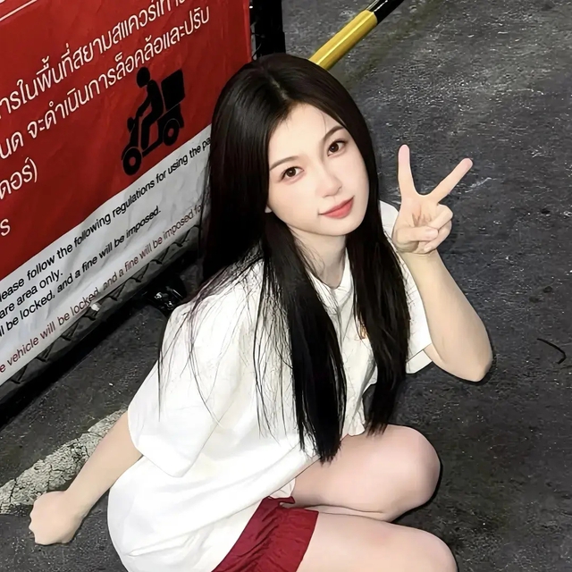 Ai "bê" mỹ nhân này khỏi showbiz hộ cái: Kiêu ngạo không xem ai ra gì, bắt nạt đồng nghiệp giờ phải trả giá- Ảnh 3. Ai "bê" mỹ nhân này khỏi showbiz hộ cái: Kiêu ngạo không xem ai ra gì, bắt nạt đồng nghiệp giờ phải trả giá- Ảnh 3.