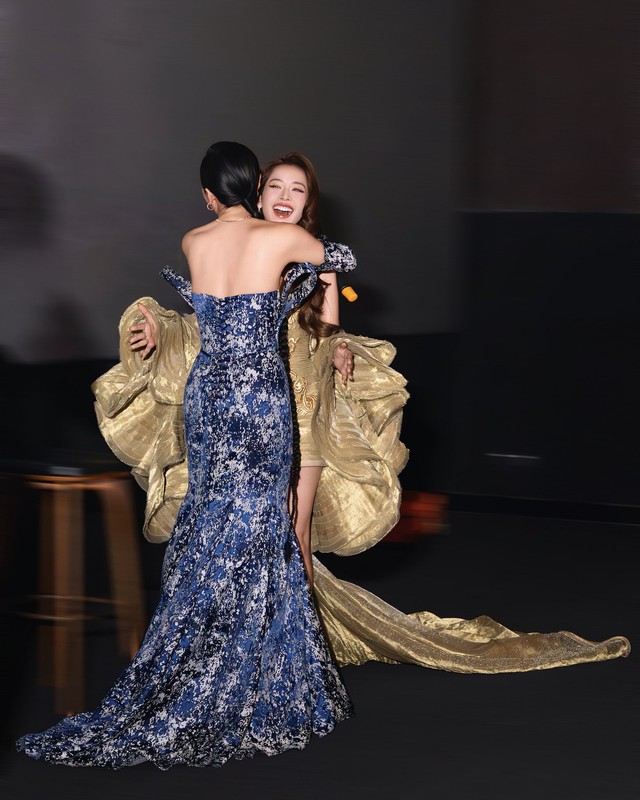 Chi Pu - Negav bị lợi dụng?- Ảnh 1. Chi Pu - Negav bị lợi dụng?- Ảnh 1.