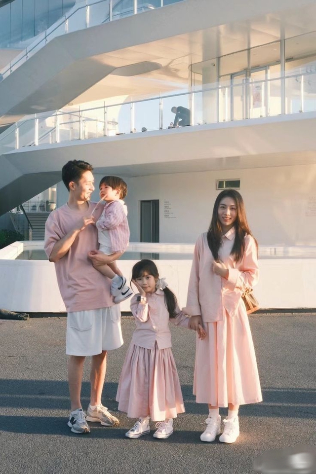 Những đứa trẻ hạnh phúc lại thường lớn lên trong môi trường ít kỳ vọng từ bố mẹ- Ảnh 1. Những đứa trẻ hạnh phúc lại thường lớn lên trong môi trường ít kỳ vọng từ bố mẹ- Ảnh 1.