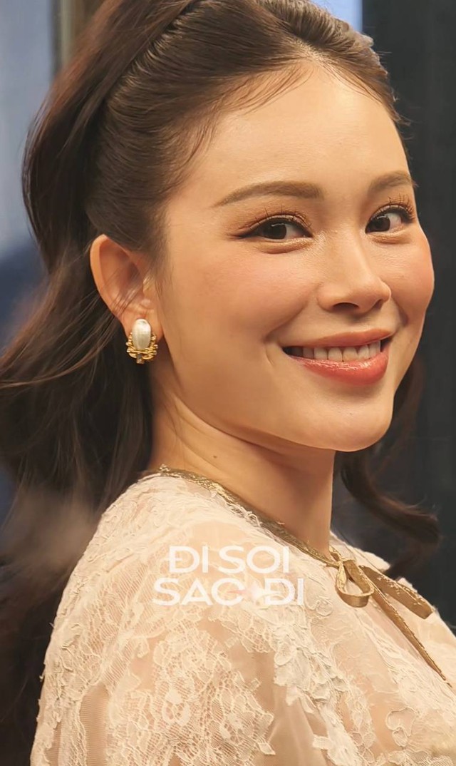 Cam zoom soi cận làn da dàn mỹ nhân Việt: Huyền Baby không điểm chê, Tóc Tiên với son đỏ là thần- Ảnh 2.