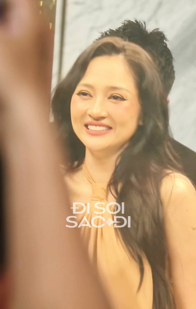 Cam zoom soi cận làn da dàn mỹ nhân Việt: Huyền Baby không điểm chê, Tóc Tiên với son đỏ là thần- Ảnh 9.