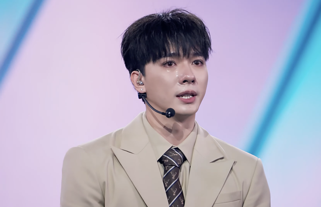 Hải Nam bất ngờ xin lỗi Jun Vũ- Ảnh 1. Hải Nam bất ngờ xin lỗi Jun Vũ- Ảnh 1.