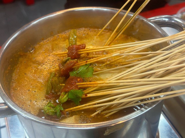 8 đặc sản Diên An nhất định phải thử: Món số 4 giống hệt một món "quốc dân đường phố" Việt Nam- Ảnh 4. 8 đặc sản Diên An nhất định phải thử: Món số 4 giống hệt một món "quốc dân đường phố" Việt Nam- Ảnh 4.