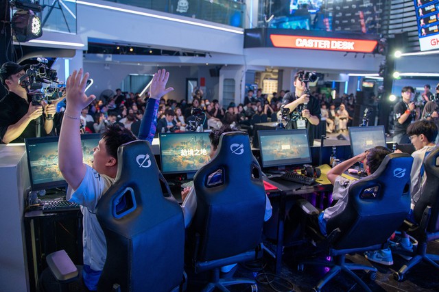 Tân vương NSOC 2025 - Galaxy Punch: Mục tiêu trở thành đội tuyển Valorant Top 1 Việt Nam- Ảnh 4. Tân vương NSOC 2025 - Galaxy Punch: Mục tiêu trở thành đội tuyển Valorant Top 1 Việt Nam- Ảnh 4.