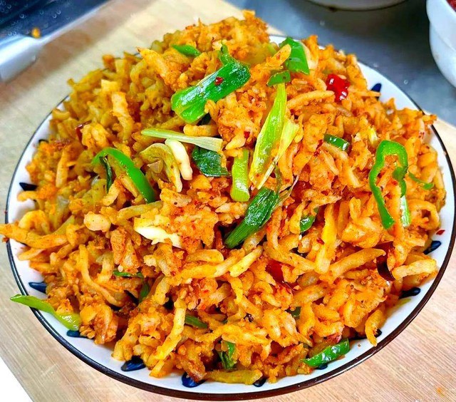 8 đặc sản Diên An nhất định phải thử: Món số 4 giống hệt một món "quốc dân đường phố" Việt Nam- Ảnh 7. 8 đặc sản Diên An nhất định phải thử: Món số 4 giống hệt một món "quốc dân đường phố" Việt Nam- Ảnh 7.