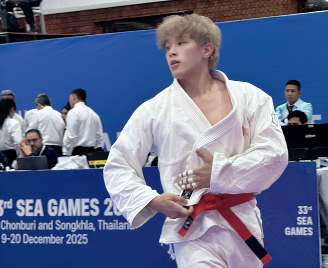 Cận cảnh visual cực phẩm của võ sĩ Việt Nam tại SEA Games, chiều cao 1m83 lý tưởng, nhìn body mới choáng- Ảnh 5. Cận cảnh visual cực phẩm của võ sĩ Việt Nam tại SEA Games, chiều cao 1m83 lý tưởng, nhìn body mới choáng- Ảnh 5.