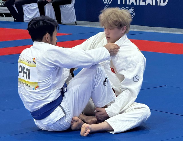 Cận cảnh visual cực phẩm của võ sĩ Việt Nam tại SEA Games, chiều cao 1m83 lý tưởng, nhìn body mới choáng- Ảnh 6. Cận cảnh visual cực phẩm của võ sĩ Việt Nam tại SEA Games, chiều cao 1m83 lý tưởng, nhìn body mới choáng- Ảnh 6.