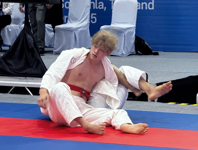 Cận cảnh visual cực phẩm của võ sĩ Việt Nam tại SEA Games, chiều cao 1m83 lý tưởng, nhìn body mới choáng- Ảnh 8. Cận cảnh visual cực phẩm của võ sĩ Việt Nam tại SEA Games, chiều cao 1m83 lý tưởng, nhìn body mới choáng- Ảnh 8.