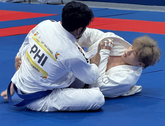 Cận cảnh visual cực phẩm của võ sĩ Việt Nam tại SEA Games, chiều cao 1m83 lý tưởng, nhìn body mới choáng- Ảnh 10. Cận cảnh visual cực phẩm của võ sĩ Việt Nam tại SEA Games, chiều cao 1m83 lý tưởng, nhìn body mới choáng- Ảnh 10.