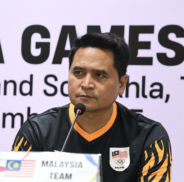 Thua 0-2 và mất quyền tự quyết vào bán kết SEA Games, HLV Malaysia tâm phục khẩu phục: "Việt Nam tốt hơn"- Ảnh 1. Thua 0-2 và mất quyền tự quyết vào bán kết SEA Games, HLV Malaysia tâm phục khẩu phục: "Việt Nam tốt hơn"- Ảnh 1.