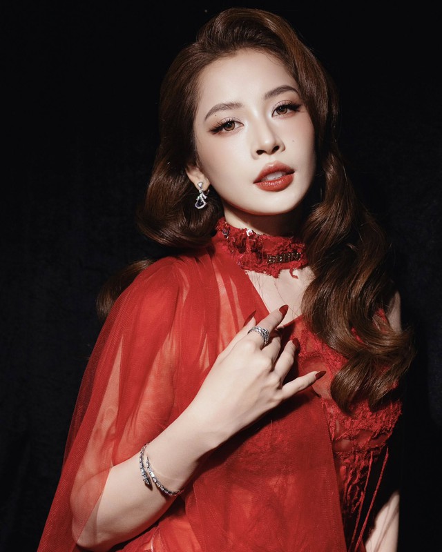 Chi Pu không chỉ là "mỹ nhân đẹp nhất Việt Nam"- Ảnh 10. Chi Pu không chỉ là "mỹ nhân đẹp nhất Việt Nam"- Ảnh 10.