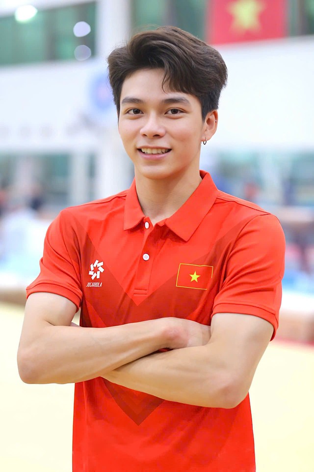 Cận 3 độ vẫn không đeo kính khi thi đấu, hotboy 10x điển trai gây sốt khi giành HCV SEA Games cho Việt Nam- Ảnh 9.