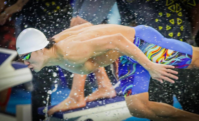 Phỏng vấn nhanh bộ tứ cực phẩm tuyển bơi giành HCV SEA Games: Thích chinh phục việc khó, Việt Nam vô địch!- Ảnh 3.