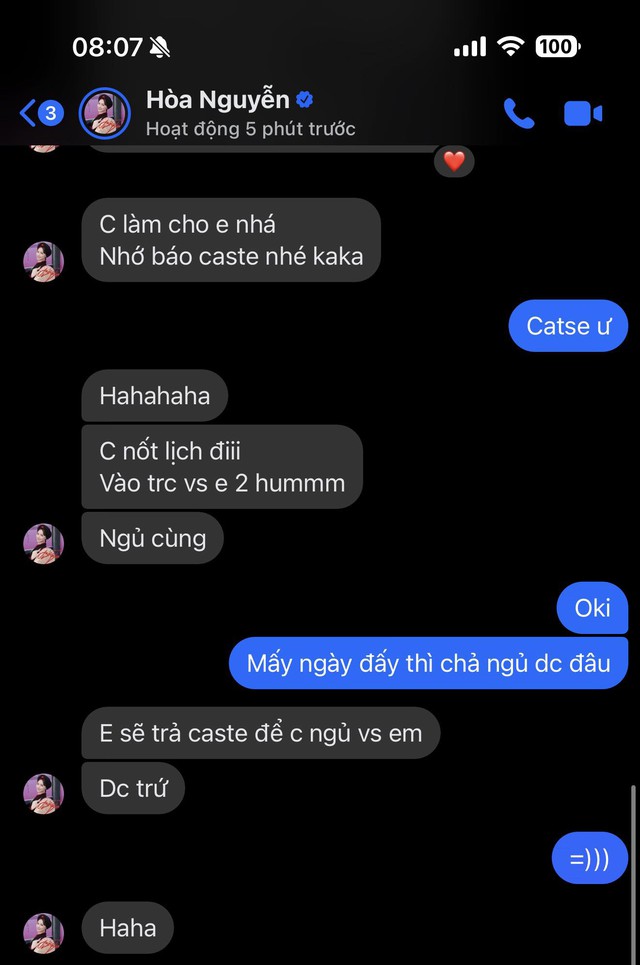 Lộ tin nhắn Hòa Minzy muốn ngủ cùng 2 đêm với một người, danh tính gây tò mò- Ảnh 1. Lộ tin nhắn Hòa Minzy muốn ngủ cùng 2 đêm với một người, danh tính gây tò mò- Ảnh 1.