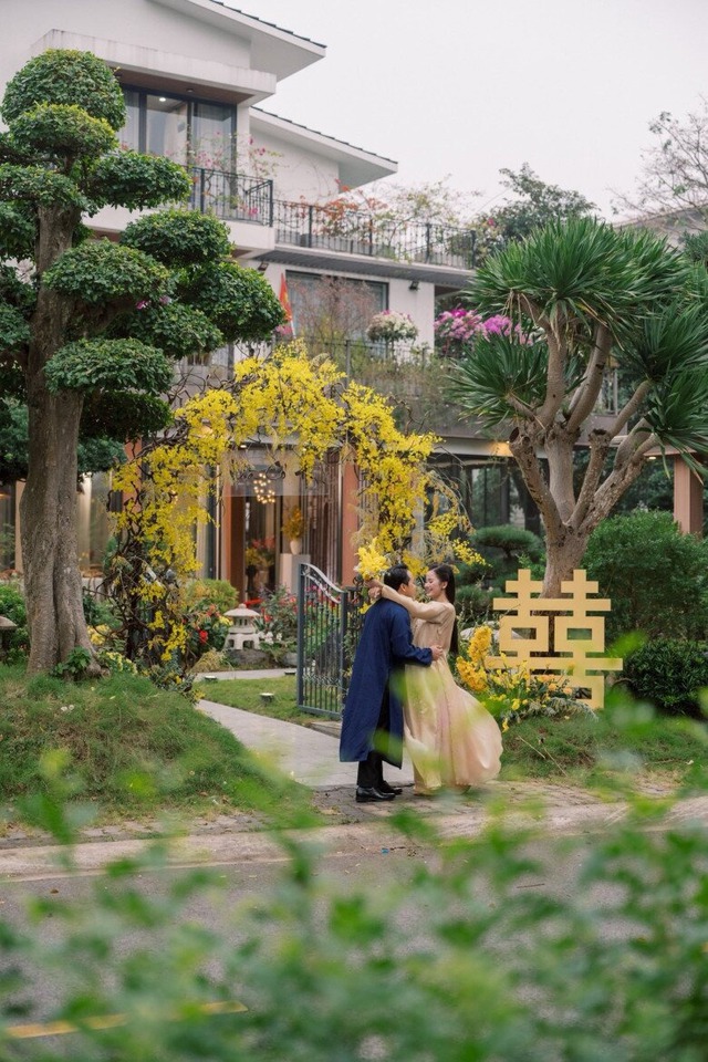 "Mỹ nhân 10 năm chăn trâu" lấy chồng giàu gia thế khủng, bước vào cửa hào môn ở biệt thự hoành tráng- Ảnh 4. "Mỹ nhân 10 năm chăn trâu" lấy chồng giàu gia thế khủng, bước vào cửa hào môn ở biệt thự hoành tráng- Ảnh 4.