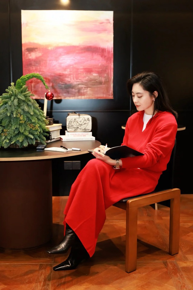 Mẹ bỉm hay nàng công sở đều làm được: 3 cách tạo "ví tiền phụ" nhỏ giọt nhưng đều đặn cho năm 2026- Ảnh 1. Mẹ bỉm hay nàng công sở đều làm được: 3 cách tạo "ví tiền phụ" nhỏ giọt nhưng đều đặn cho năm 2026- Ảnh 1.