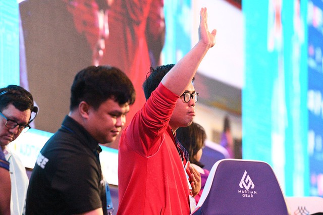 Tuyển thủ Việt Nam gục đầu bật khóc vì vụt mất HCV Audition, "trốn" ra ngoài khóc, 1 tiếng sau lại vô địch mới đỉnh!- Ảnh 10. Tuyển thủ Việt Nam gục đầu bật khóc vì vụt mất HCV Audition, "trốn" ra ngoài khóc, 1 tiếng sau lại vô địch mới đỉnh!- Ảnh 10.