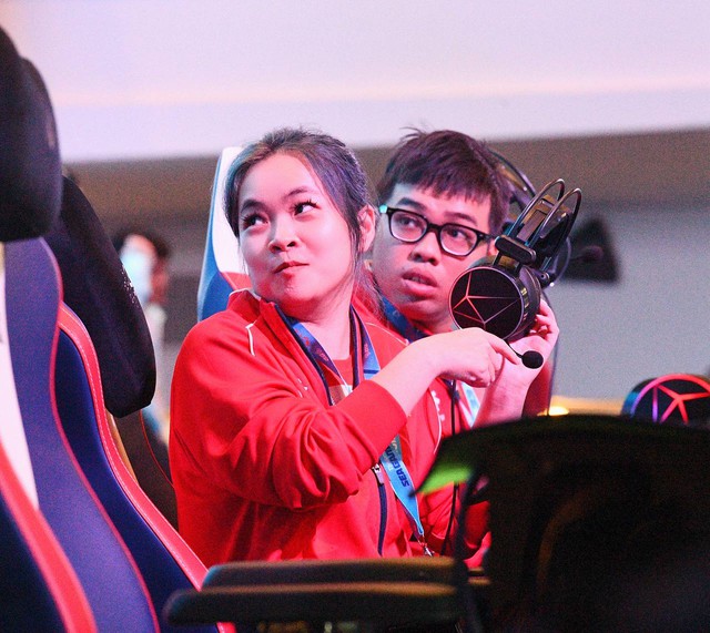 Tuyển thủ Việt Nam gục đầu bật khóc vì vụt mất HCV Audition, "trốn" ra ngoài khóc, 1 tiếng sau lại vô địch mới đỉnh!- Ảnh 16. Tuyển thủ Việt Nam gục đầu bật khóc vì vụt mất HCV Audition, "trốn" ra ngoài khóc, 1 tiếng sau lại vô địch mới đỉnh!- Ảnh 16.