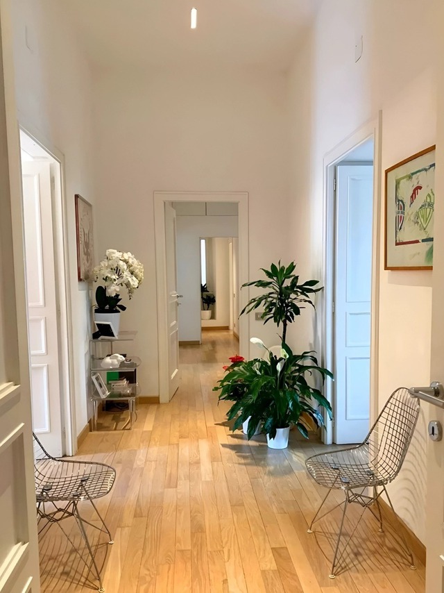 "Hoa hậu giàu nhất Việt Nam" lấy chồng giáo sư tiến sĩ, không đăng ký kết hôn, bất động sản trải dài 3 châu lục- Ảnh 16. "Hoa hậu giàu nhất Việt Nam" lấy chồng giáo sư tiến sĩ, không đăng ký kết hôn, bất động sản trải dài 3 châu lục- Ảnh 16.